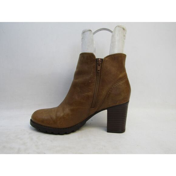 Clarks Womens Sz 7 M Brown Leather Zip Ankle Fashion Boots Bootie - Picture 2 of 11